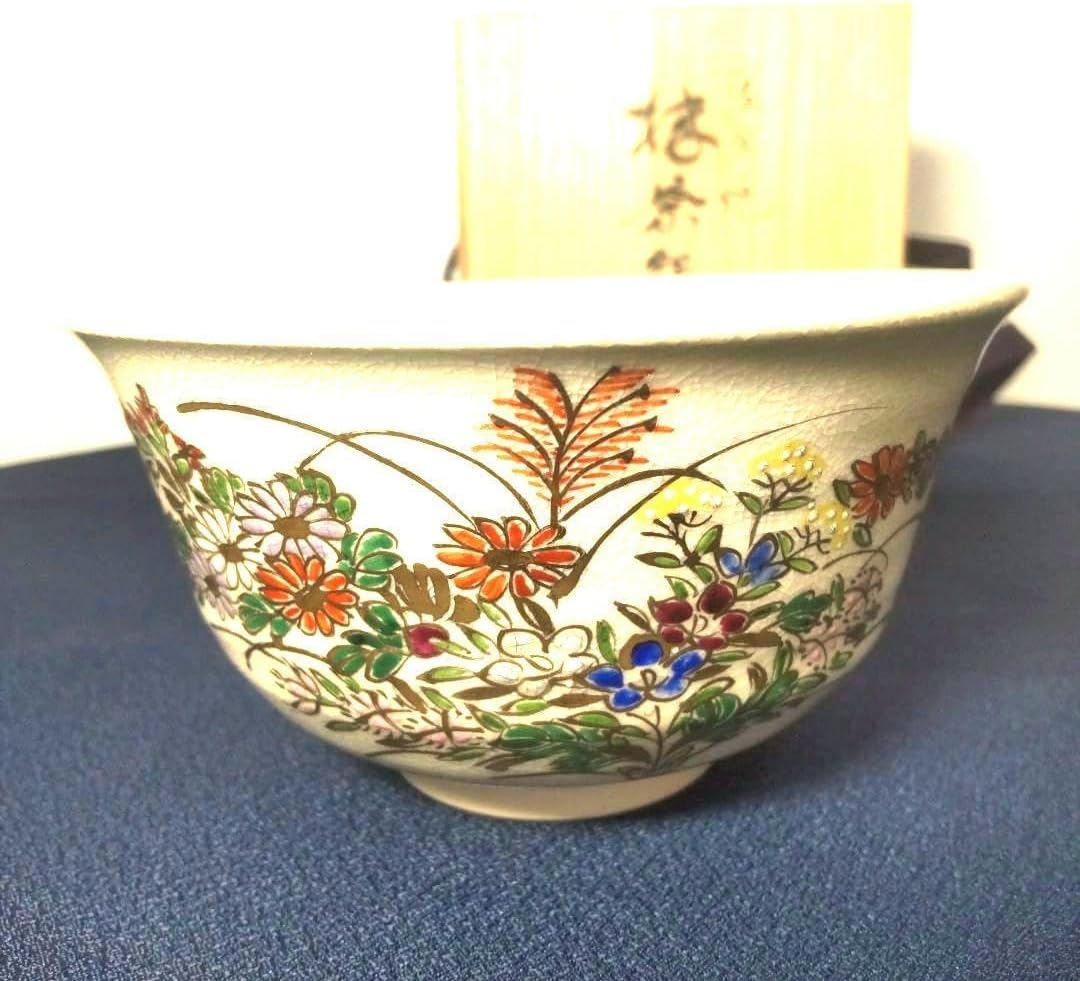 BE931 有田焼 柿右衛門様式 色絵七宝花唐草三方花卉図 大壷 BE931